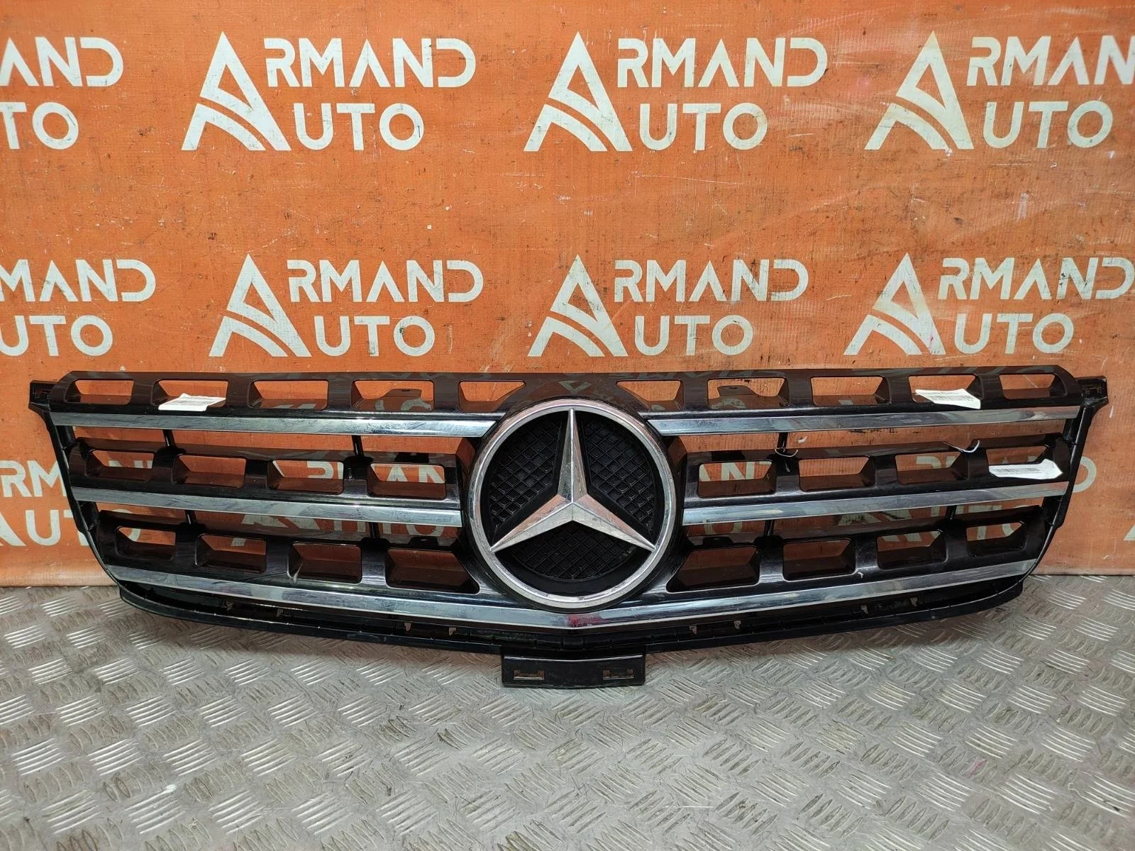 Решетка радиатора Mercedes ML GLE-Class 2011-2015 W166