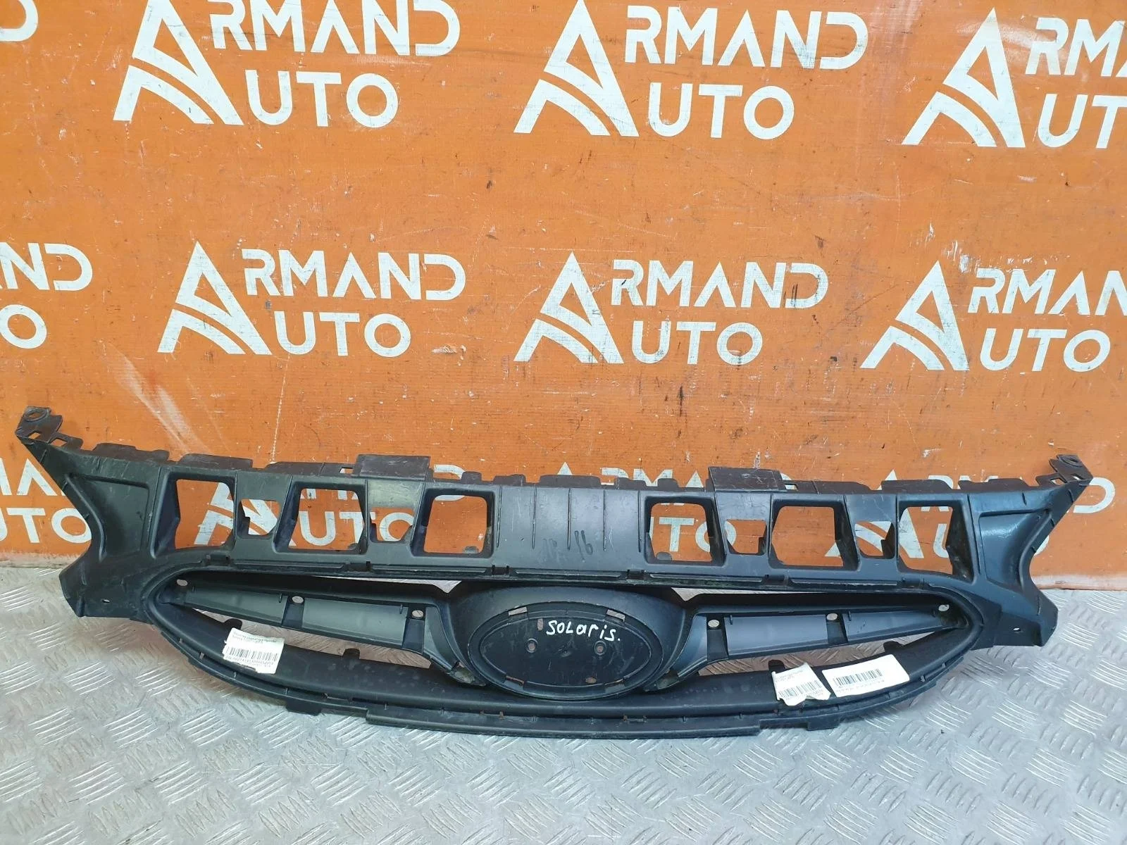 Решетка радиатора Hyundai Solaris 2010-2014