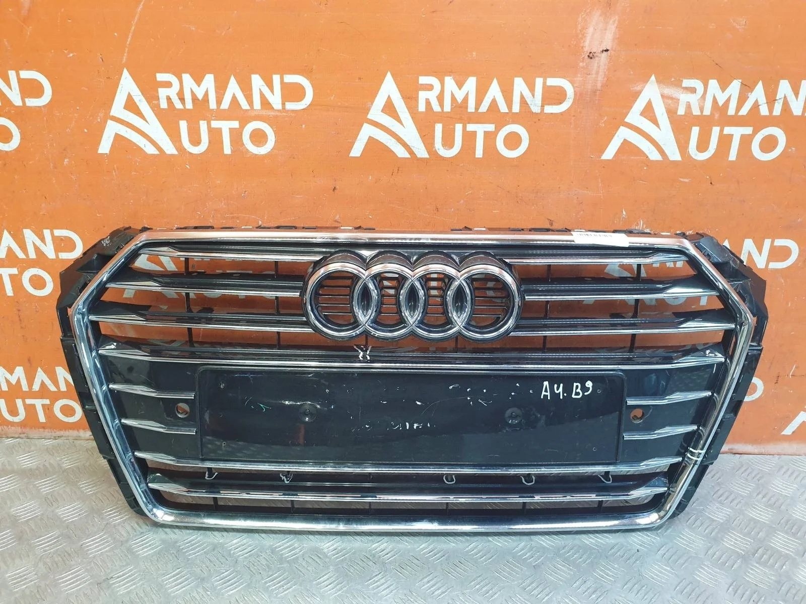Решетка радиатора Audi A4 2015-2020 B9