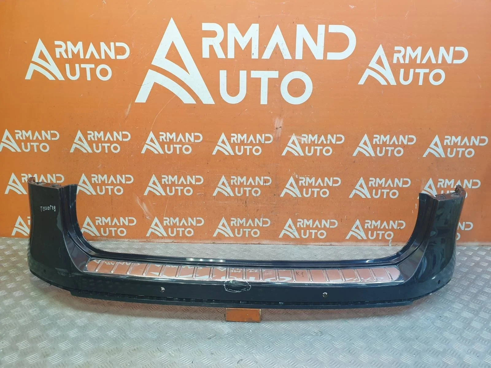 Бампер Volkswagen Touareg 2010-2014