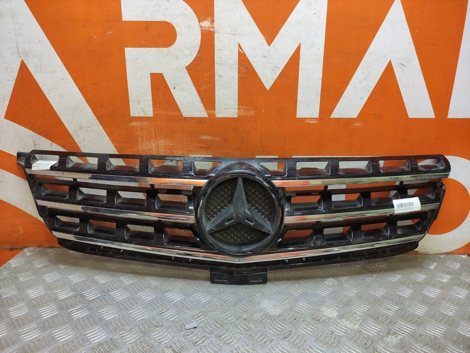 Решетка радиатора Mercedes ML GLE-Class 2011-2015 W166