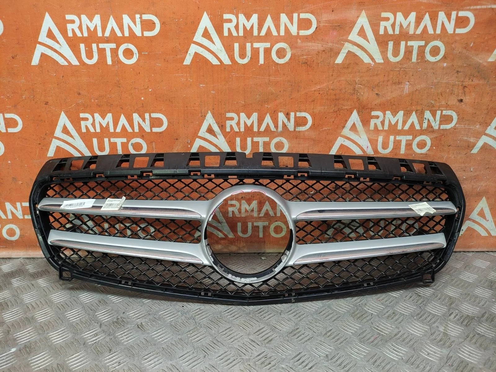 Решетка радиатора Mercedes A-Class 2012-2015 W176