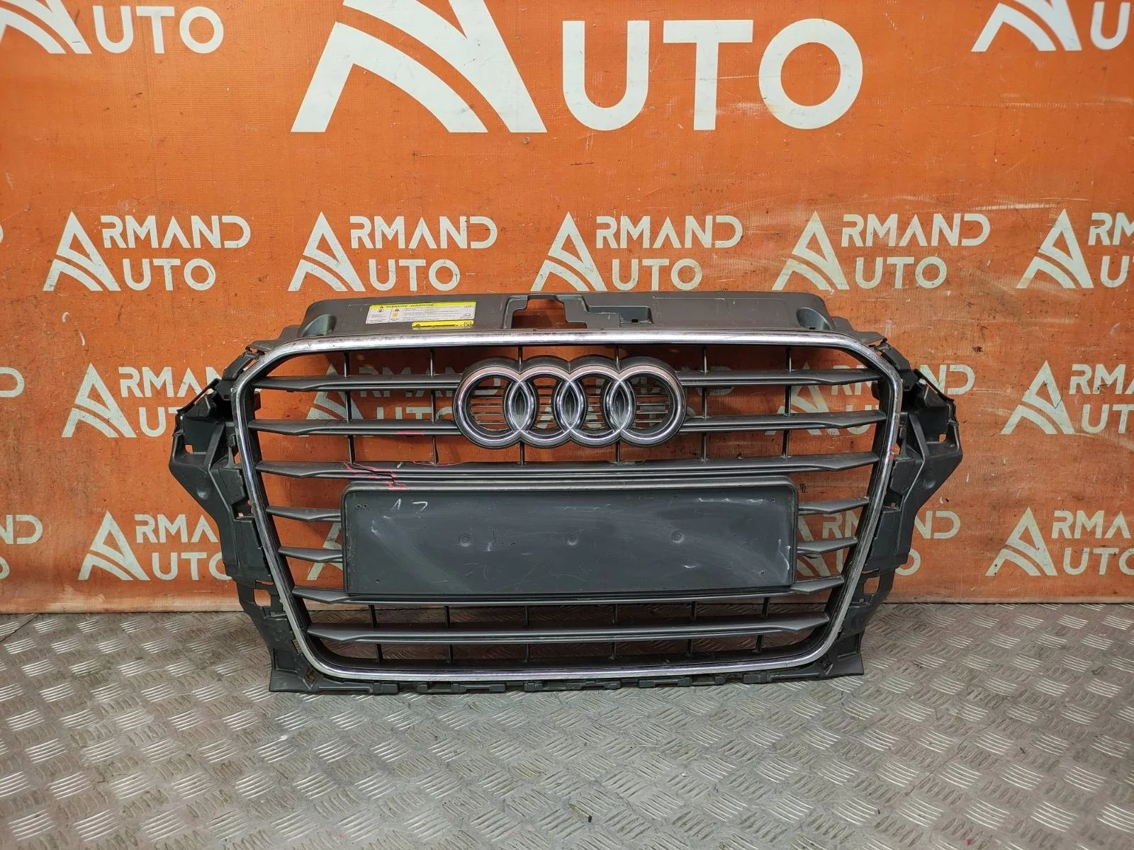 Решетка радиатора Audi A3 2012-2016 8V
