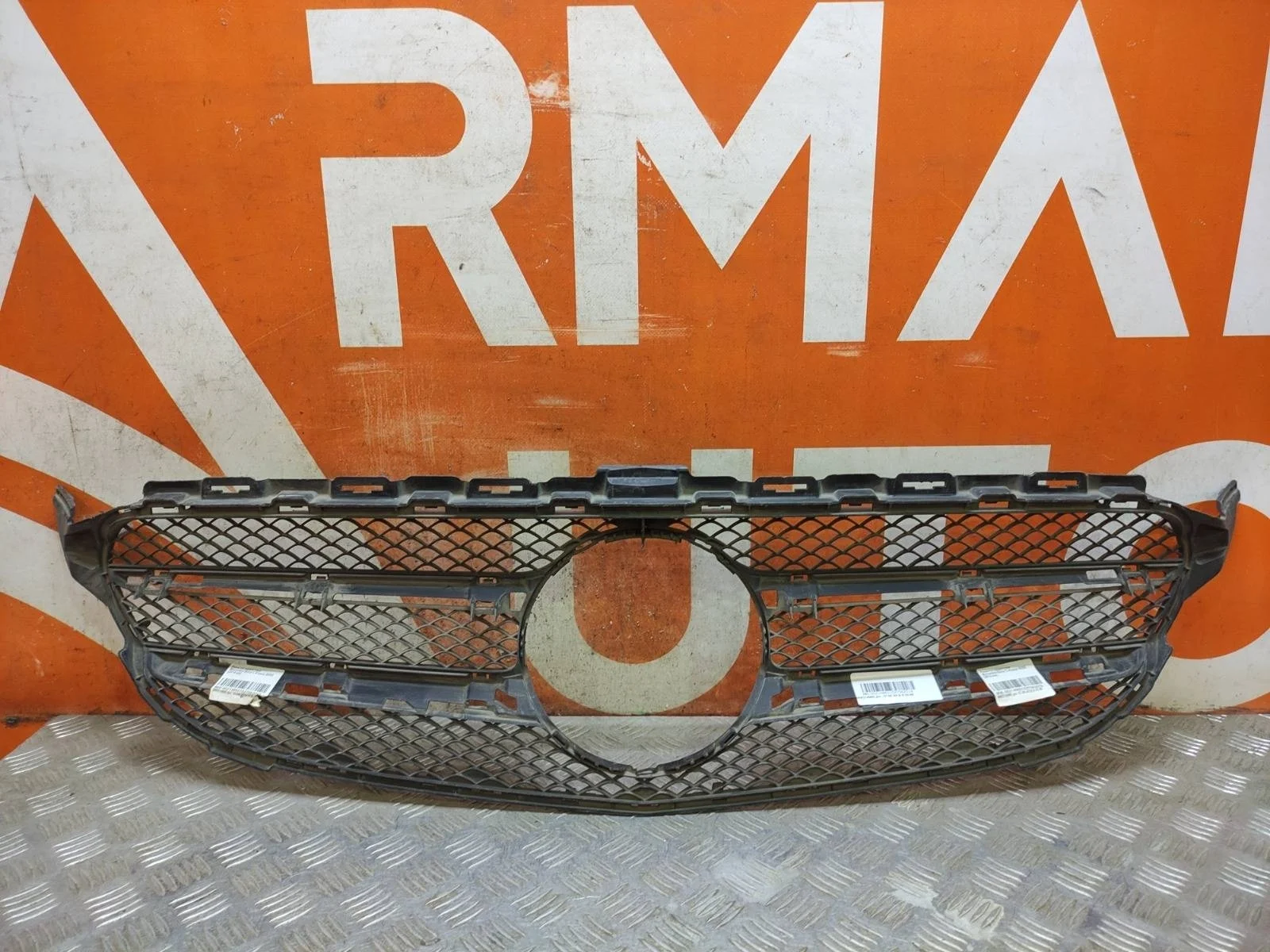 Решетка радиатора Mercedes -Class 2014-2021 W205