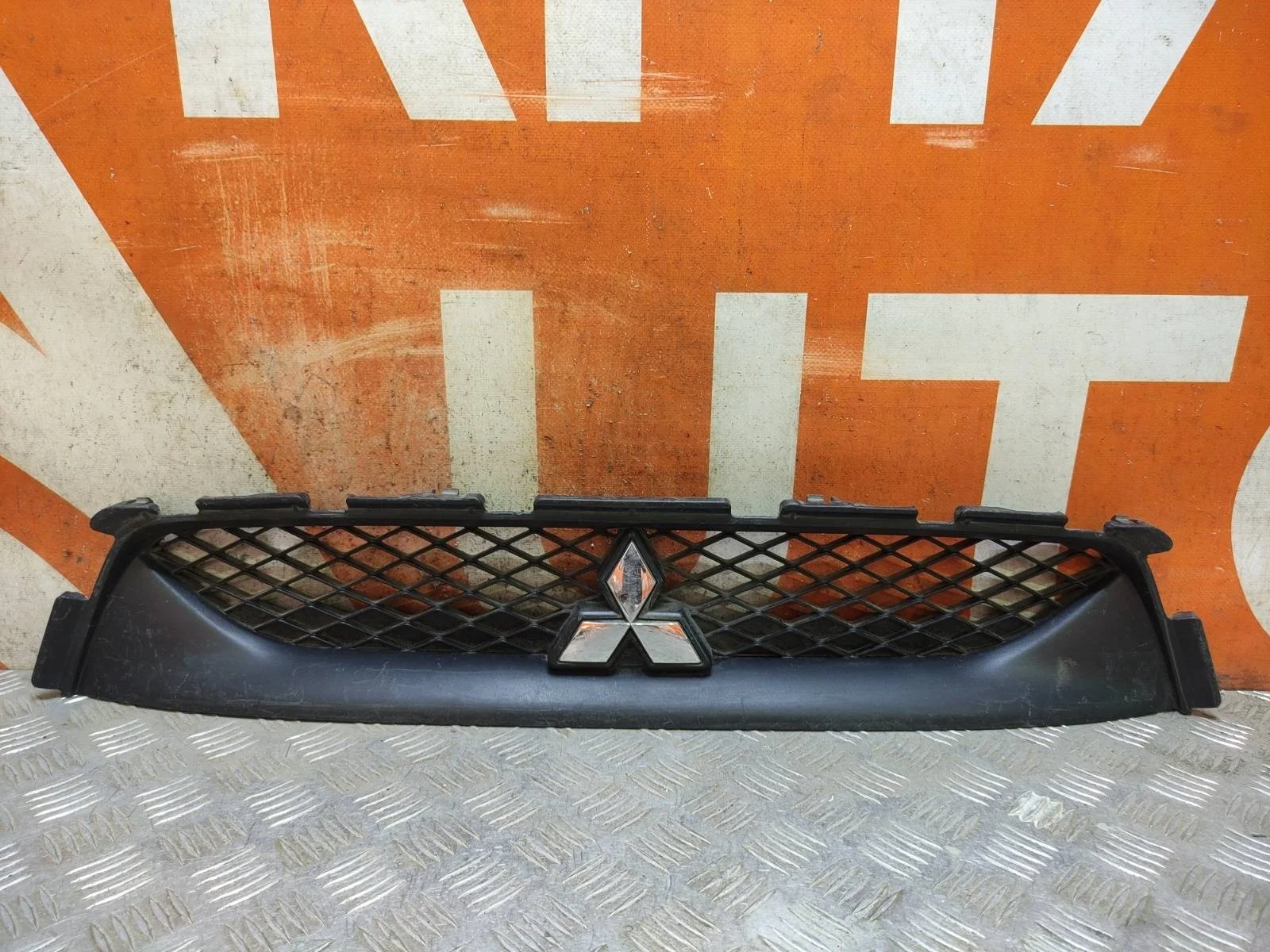 Решетка радиатора Mitsubishi ASX 2010-2013 GA0