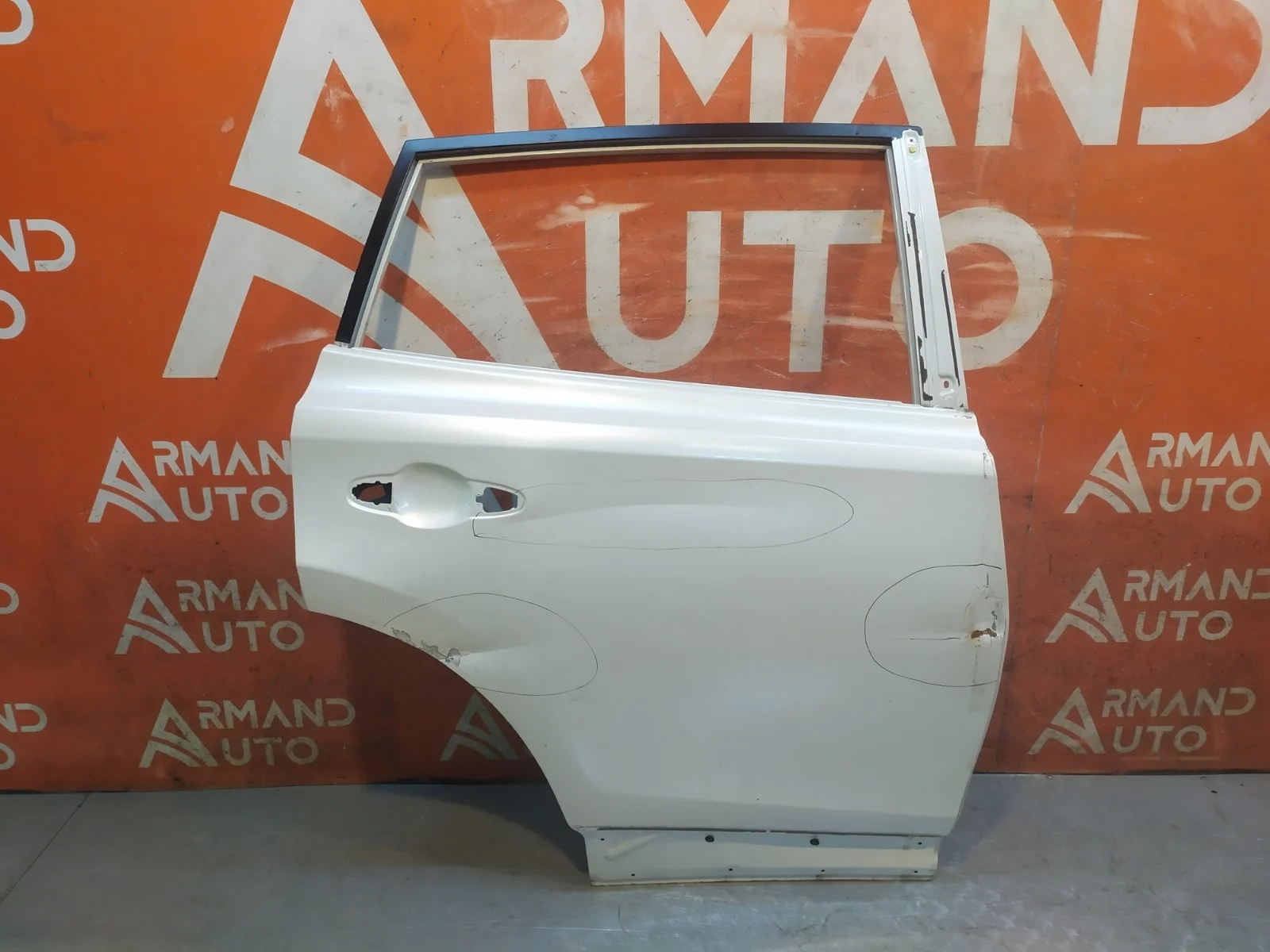 Дверь Toyota Rav4 2012-2019 CA40