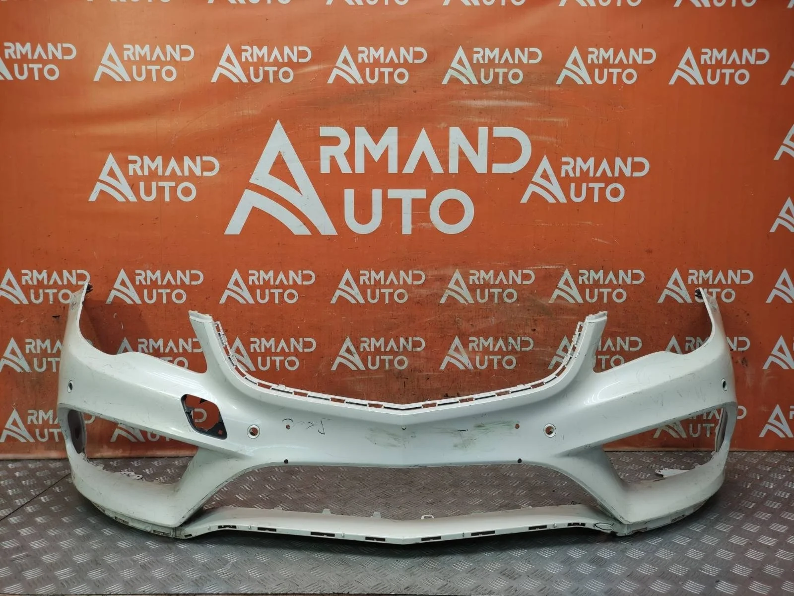 Бампер Mercedes -Class 2013-2016 C207