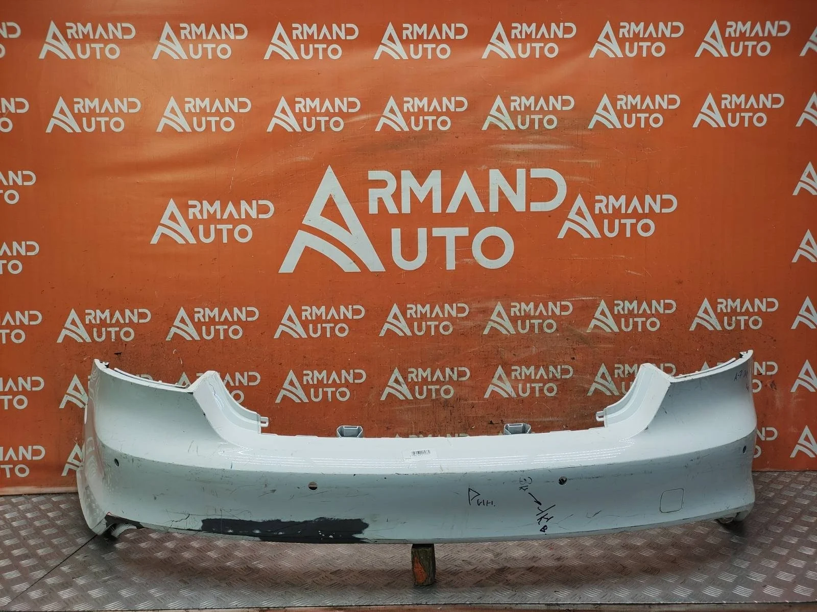 Бампер Audi A7 2010-2014 4G7