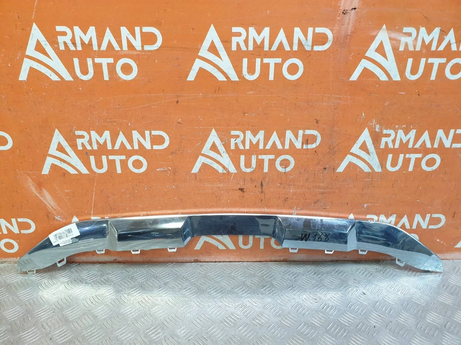 Накладка юбки бампера нижняя Mercedes ML GLE-Class 2015-2018 W166