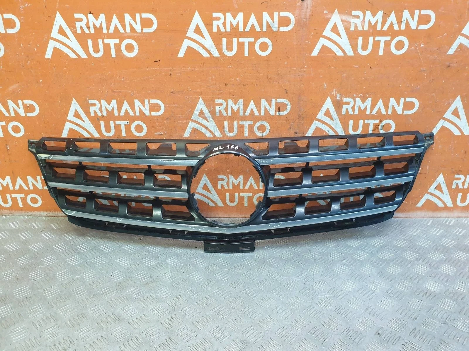 Решетка радиатора Mercedes ML GLE-Class 2011-2015 W166