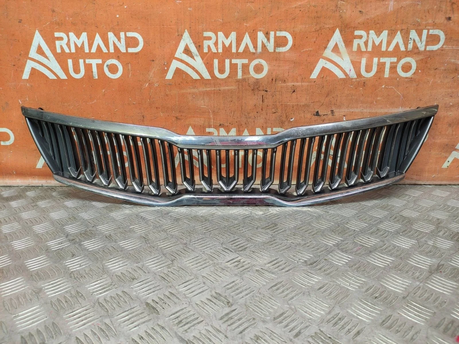 Решетка радиатора Kia Optima 2018-2020 4 JF