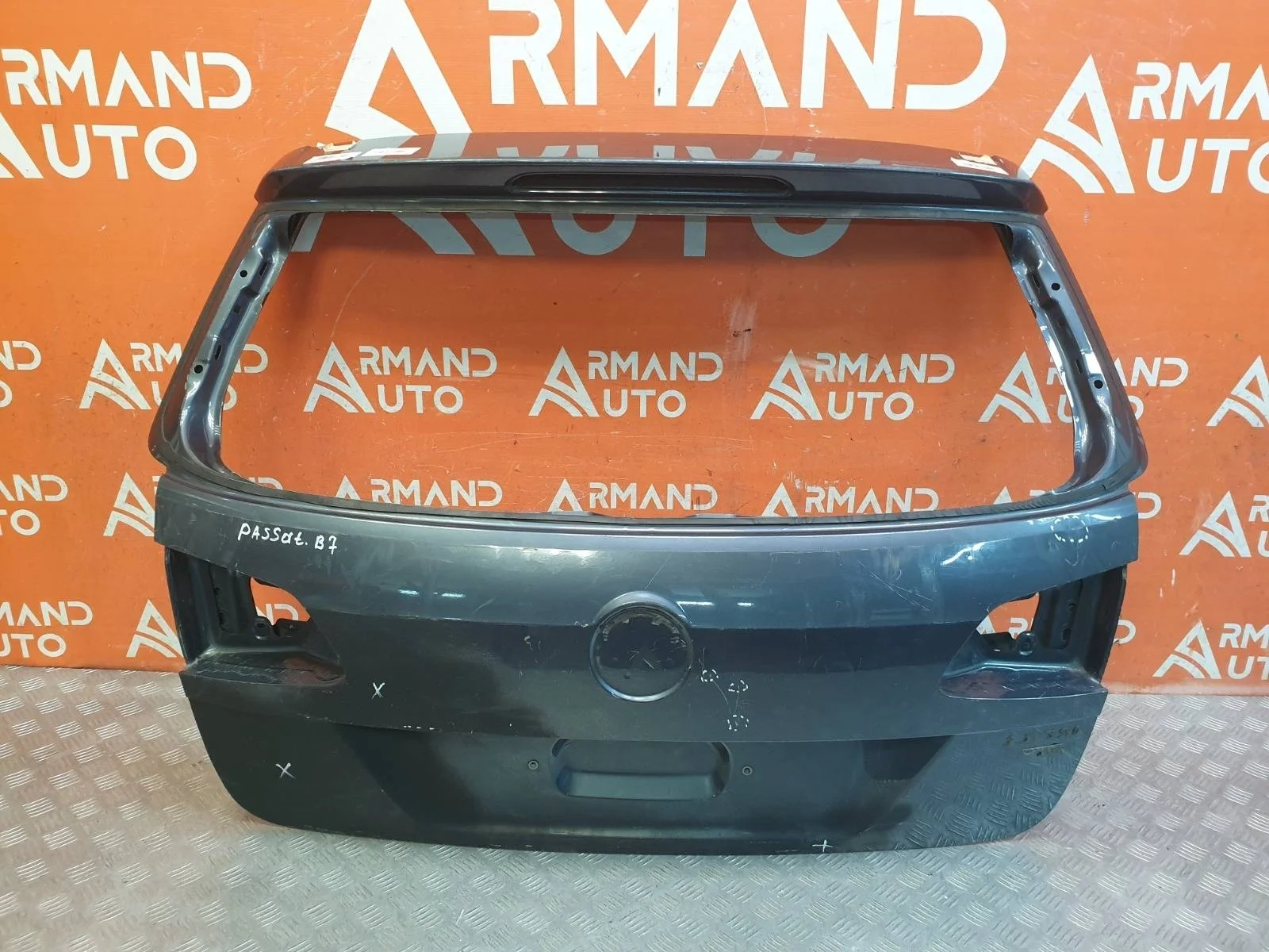 Дверь багажника Volkswagen Passat 2011-2015 B7