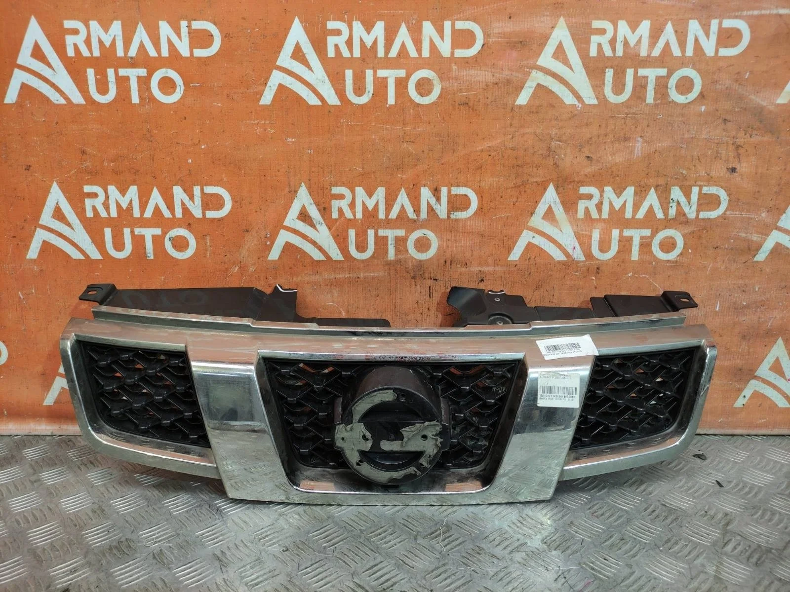 Решетка радиатора Nissan X-Trail 2010-2015 T31