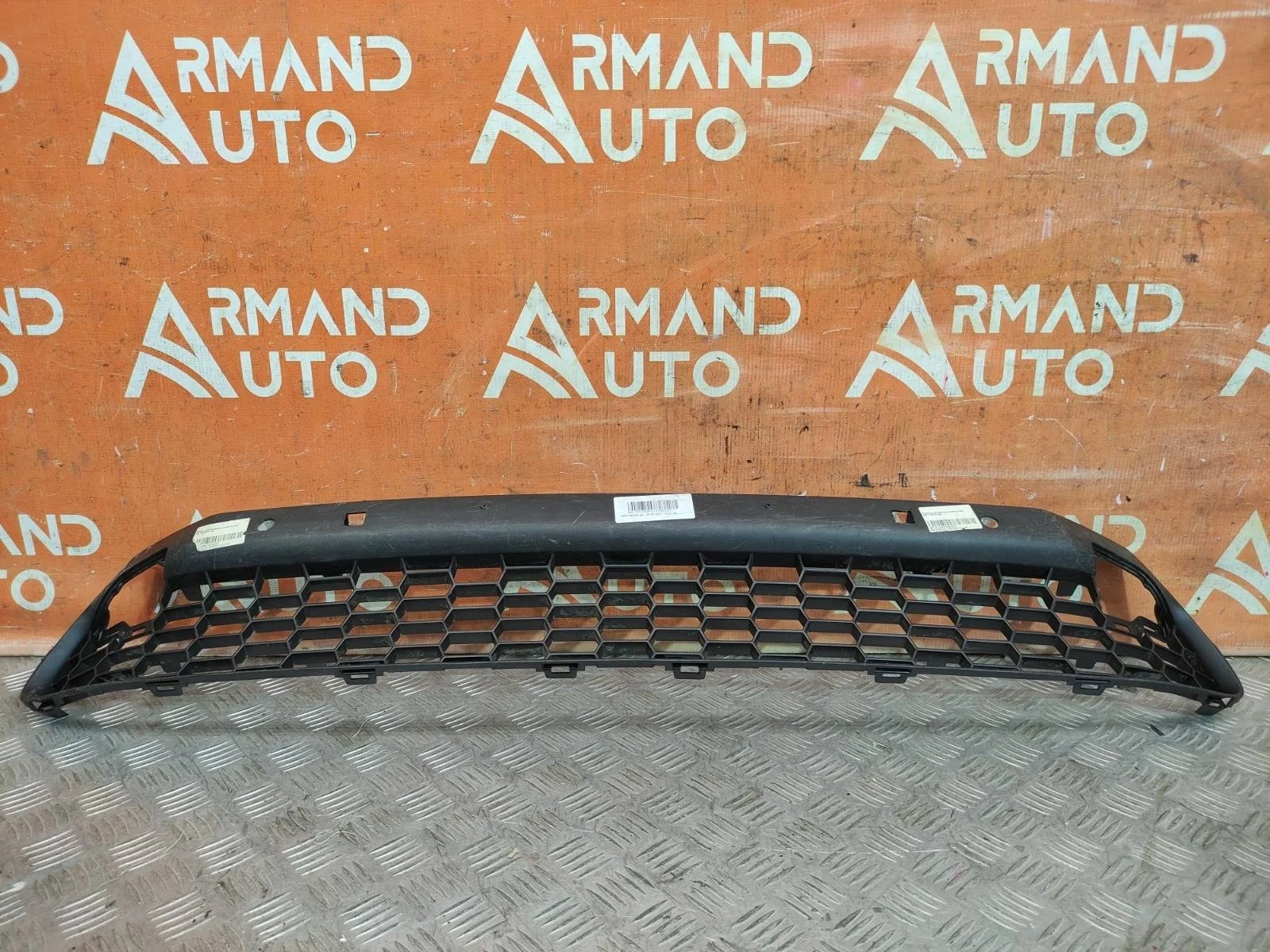 Решетка бампера Lexus NX 2014-2017