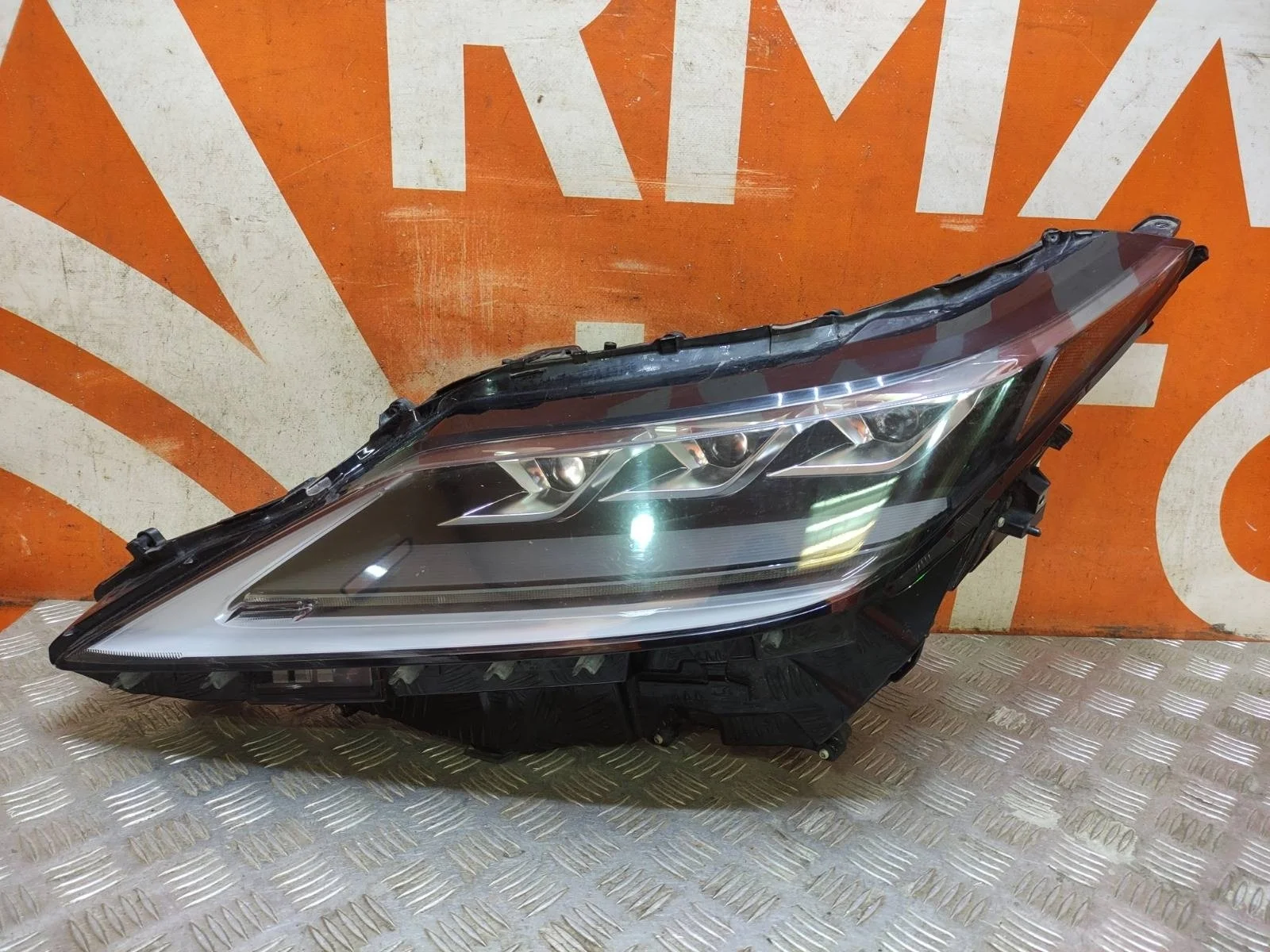 Фара Lexus RX 2019-нв 4