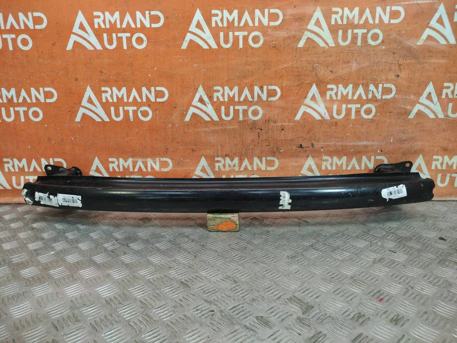 Усилитель бампера Skoda Octavia 2004-2013 A5 (1Z)