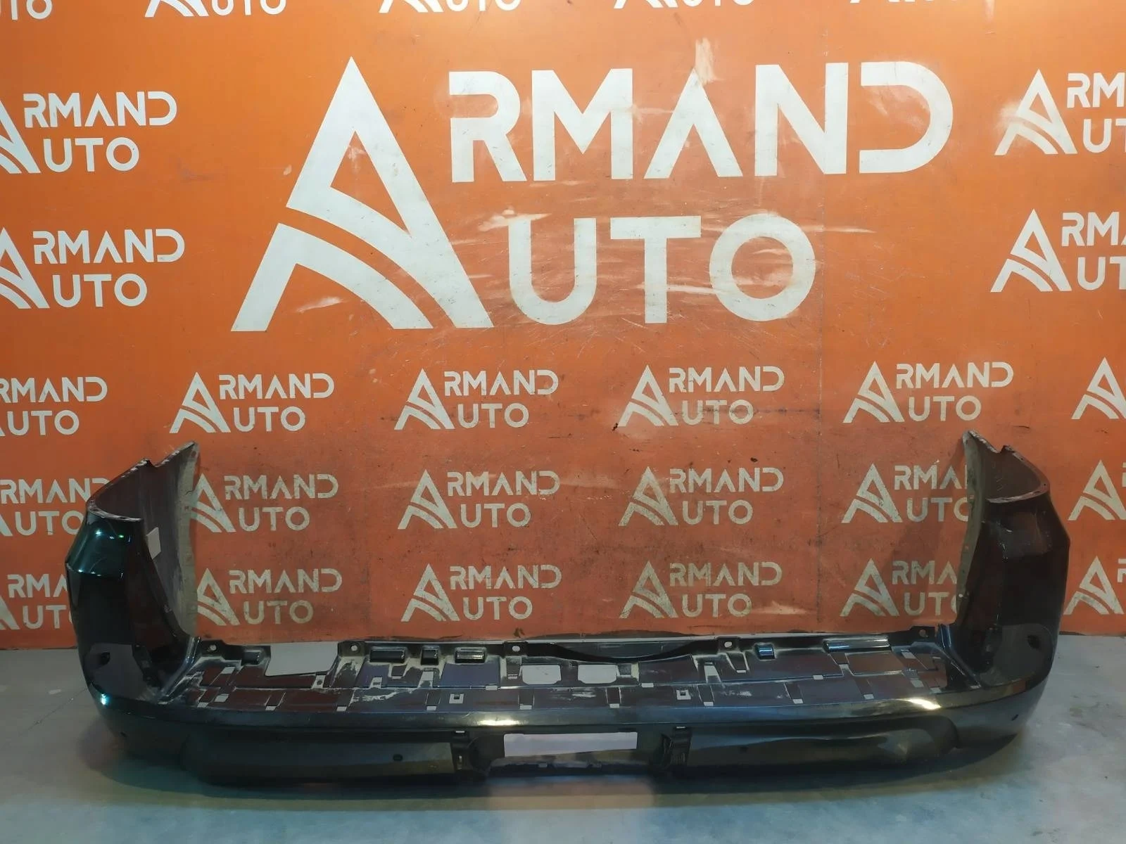 Бампер LEXUS LX 2015-2023 URJ200