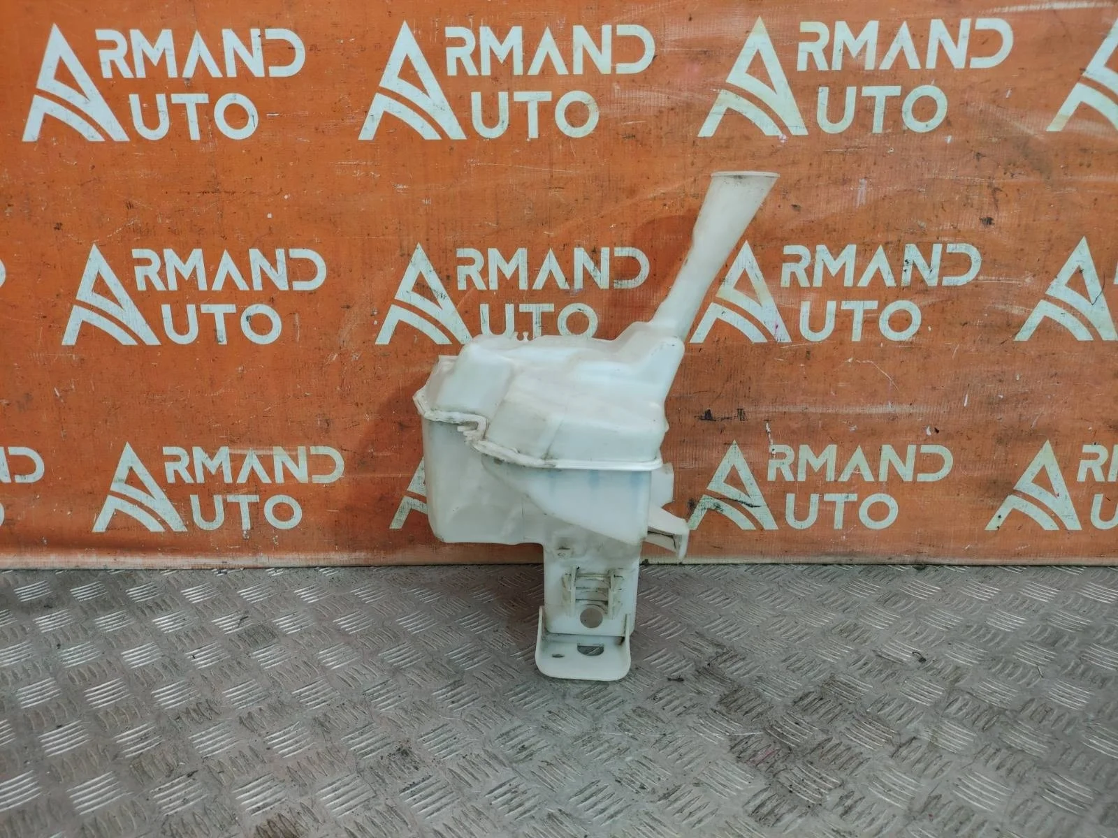 Бачок стеклоомывателя HYUNDAI SOLARIS 2014-2017