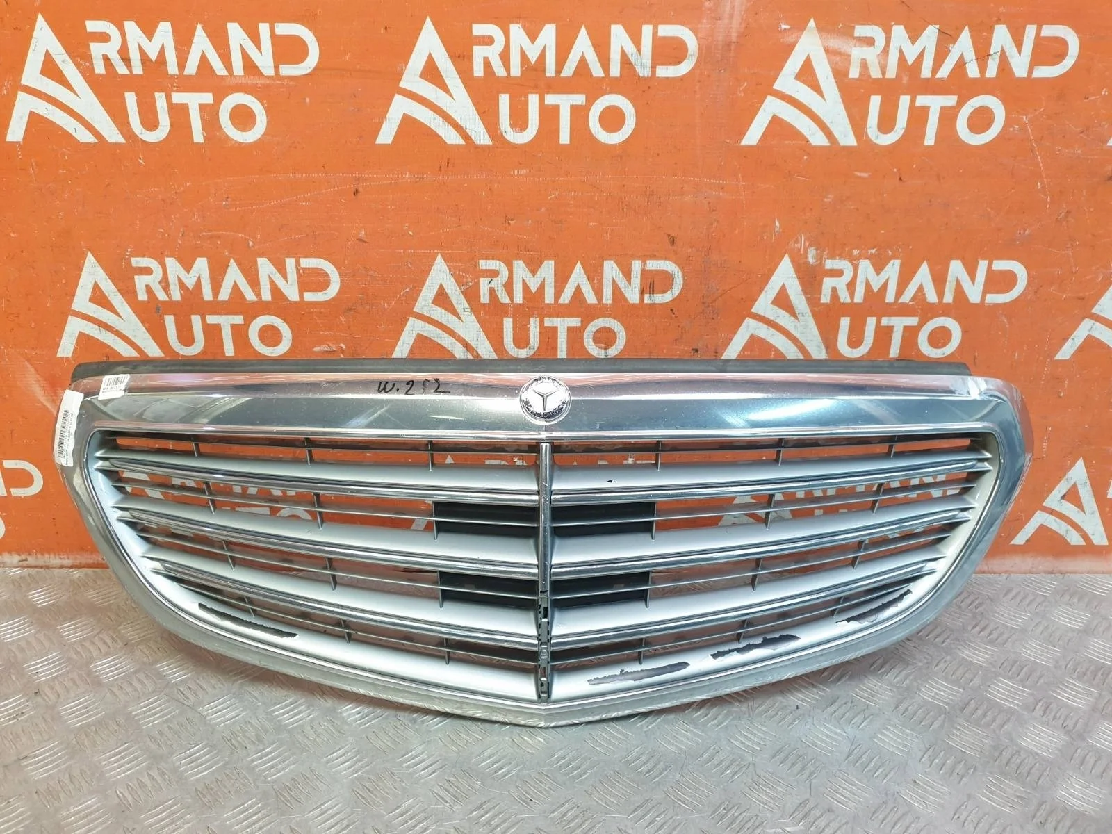 Решетка радиатора Mercedes -Class 2013-2016 W212, S212