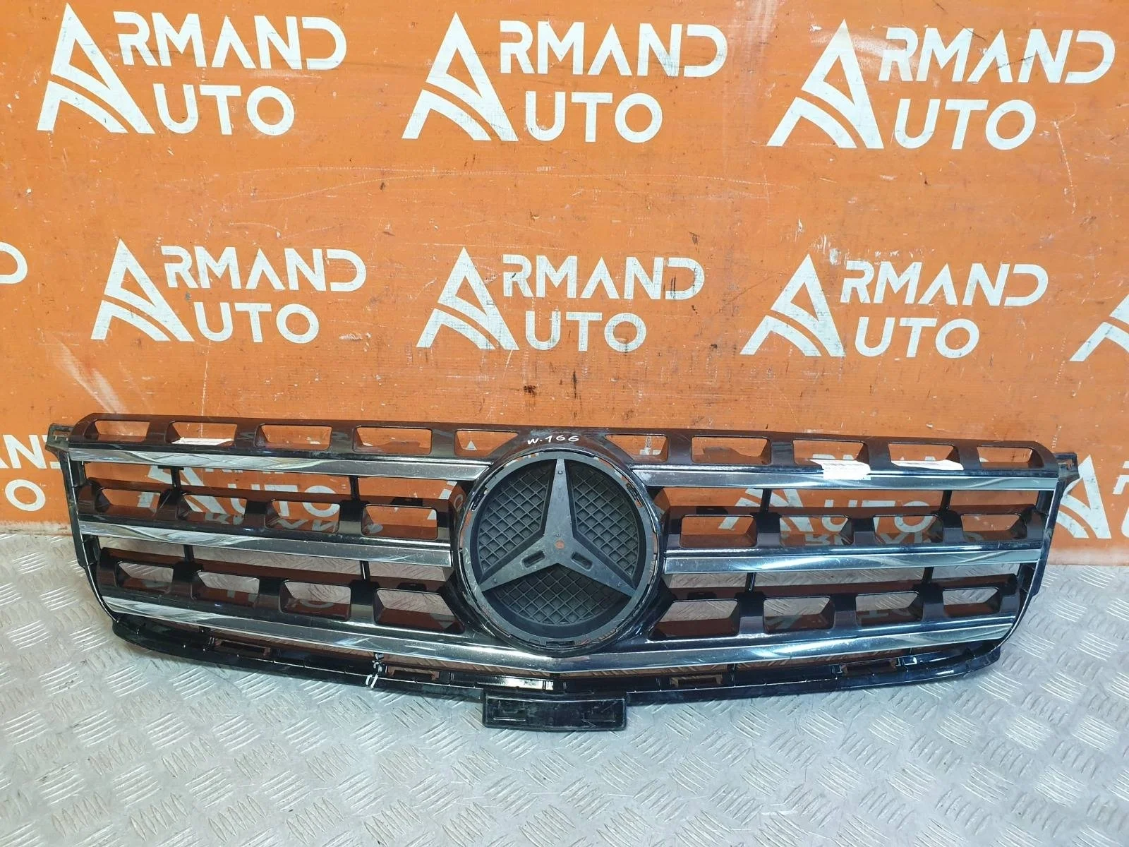 Решетка радиатора Mercedes ML GLE-Class 2011-2015 W166