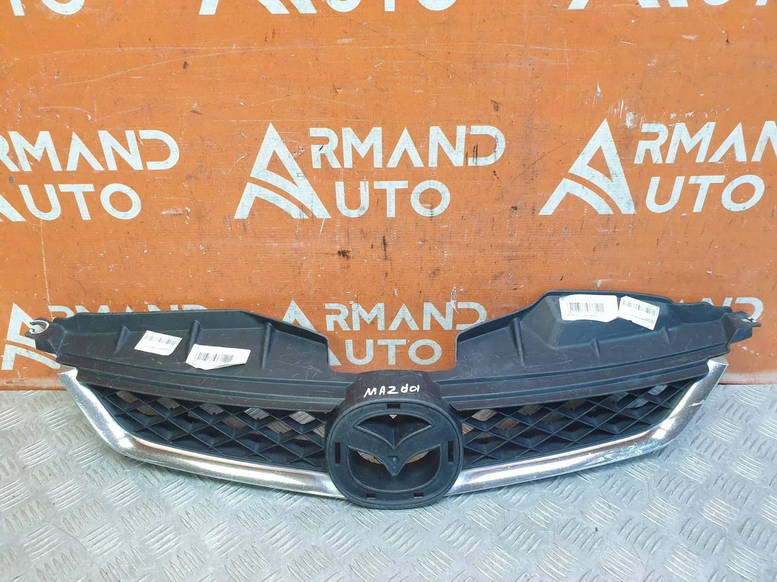 Решетка радиатора Mazda 5 2005-2007 1 CR