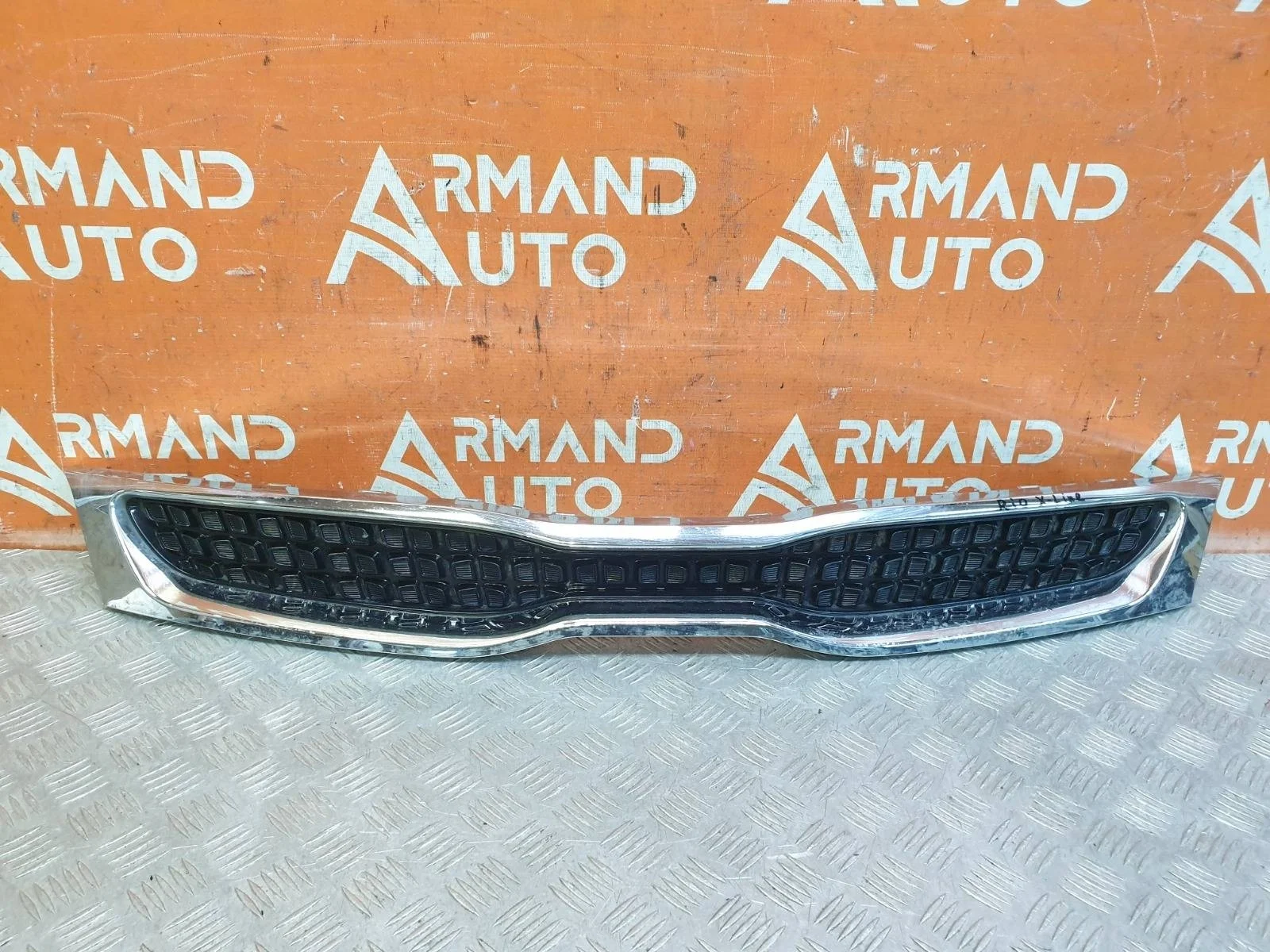 Решетка радиатора Kia Rio 2017-2020 4 FB