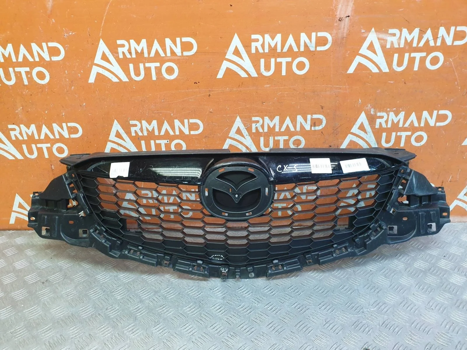 Решетка радиатора Mazda CX-5 2011-2015