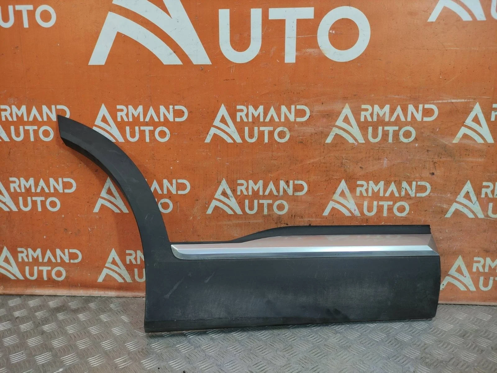 Молдинг двери Hyundai Santa Fe 2020-нв 4 TM