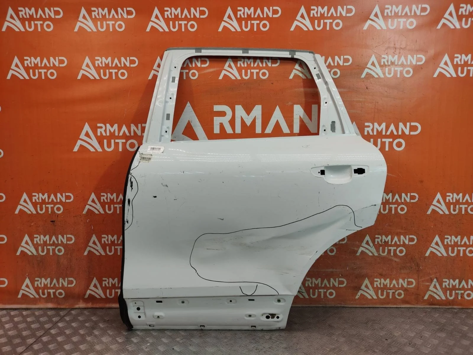 Дверь Volkswagen Touareg 2010-2018