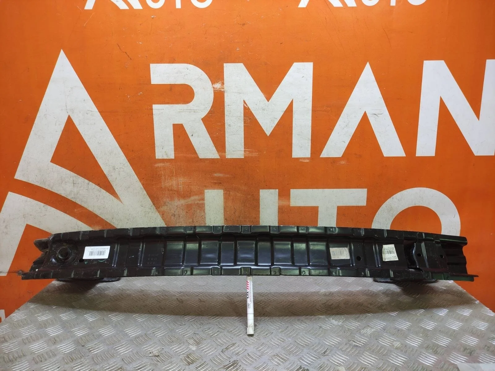 Усилитель бампера Mercedes CLA-Class 2013-2019 C117 X117