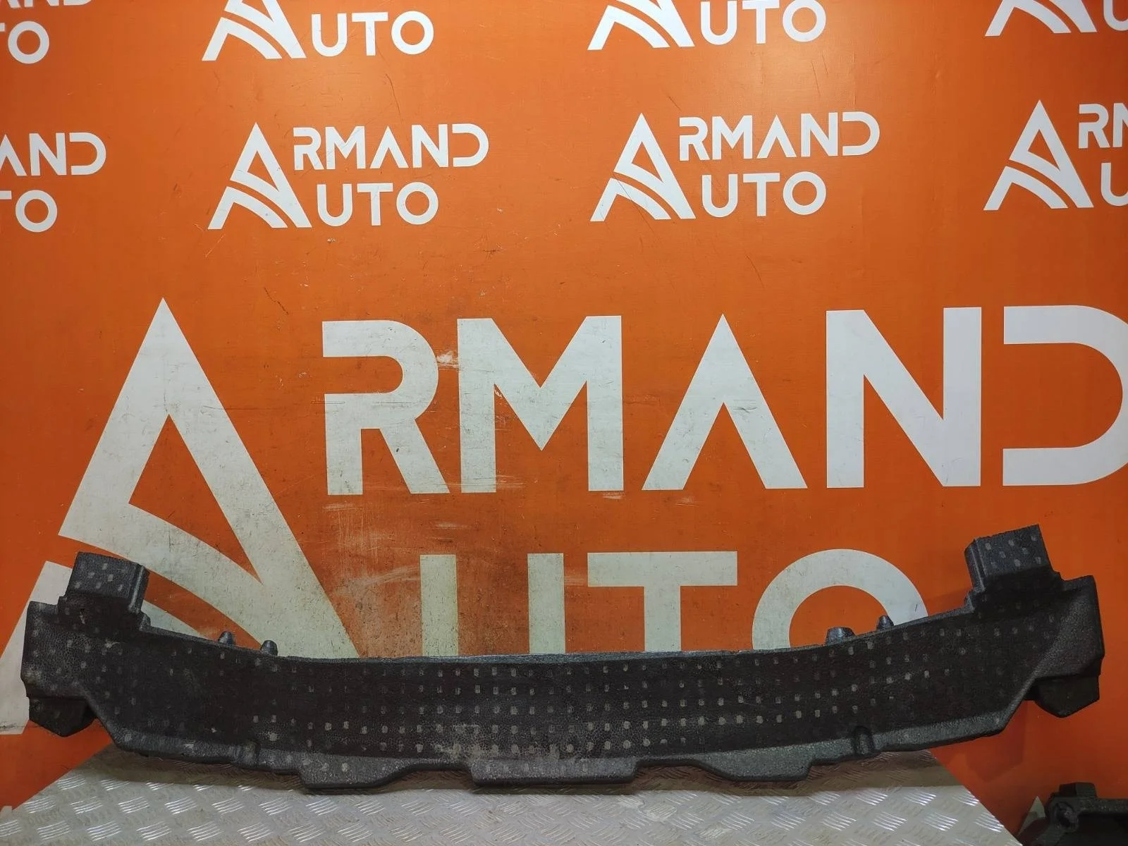 Абсорбер бампера Lexus LX 2015-2023 URJ200