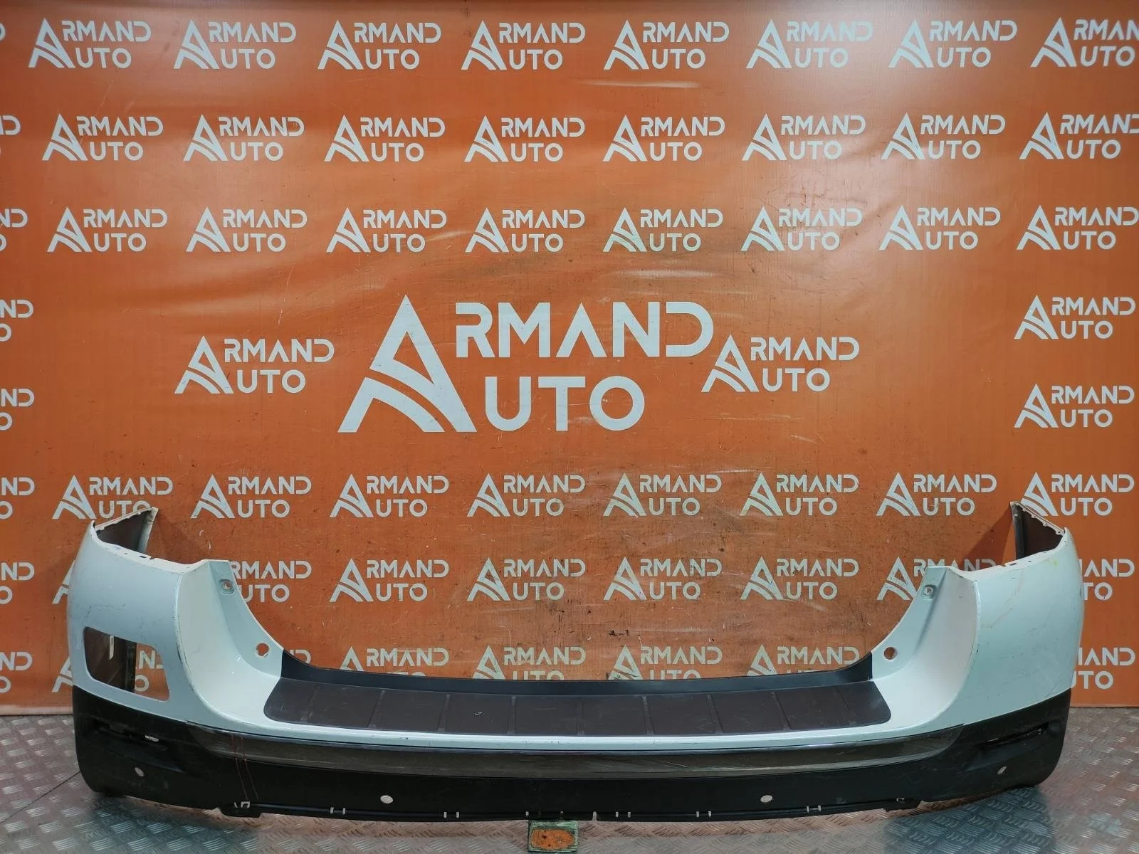 Бампер Toyota Highlander 2010-2013 U40