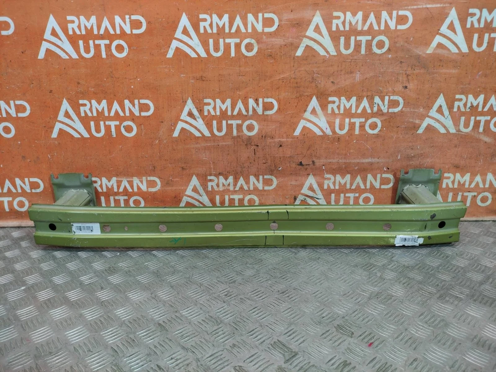 Усилитель бампера Suzuki SX4 2013-нв -Cross