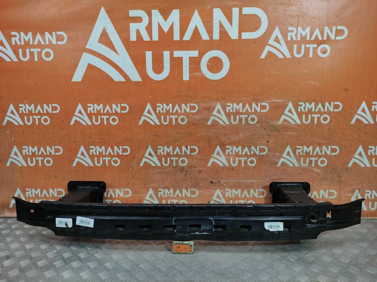 Усилитель бампера Mercedes GL GLS-Class 2012-2019 X166