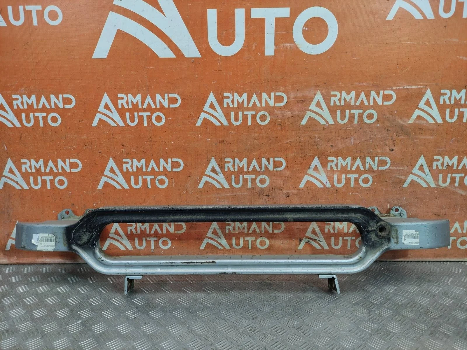 Усилитель бампера Peugeot 407 2004-2010