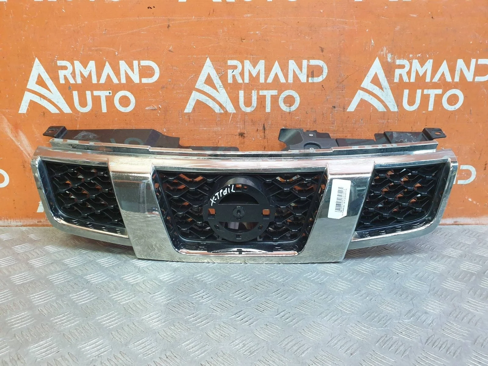 Решетка радиатора Nissan X-Trail 2010-2015 T31