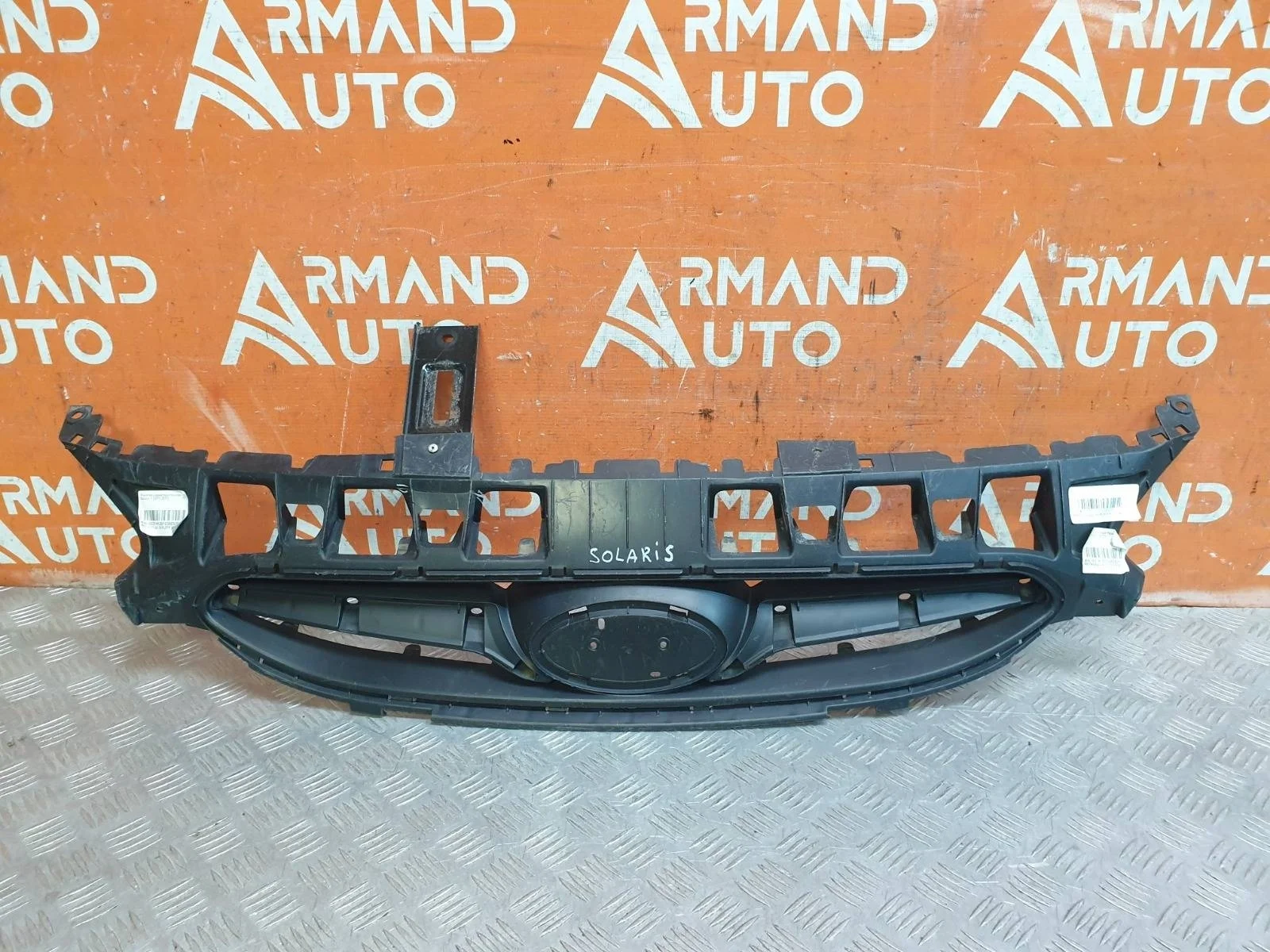 Решетка радиатора Hyundai Solaris 2010-2014