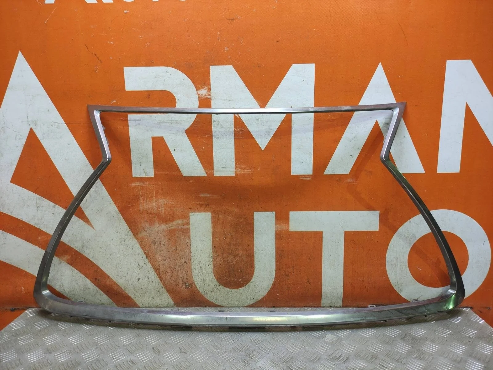 Окантовка решетки радиатора Lexus NX 2017-2021