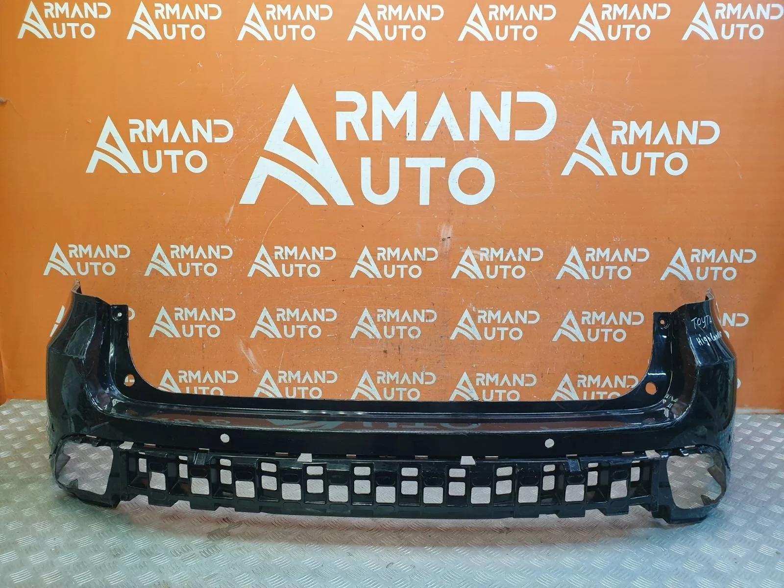 Бампер Toyota Highlander 2013-2019 U50