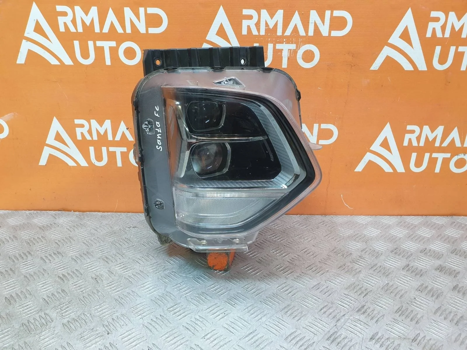 Фара Hyundai Santa Fe 2018-2021 4 TM