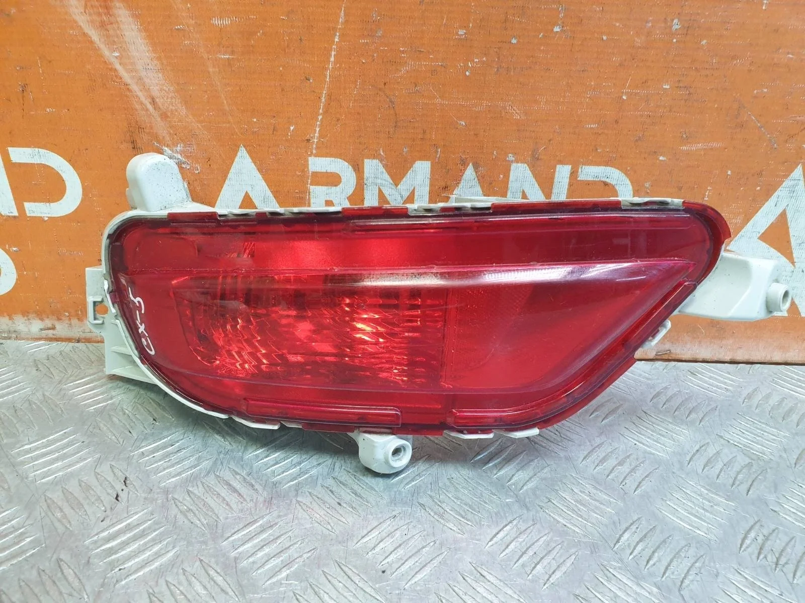 Фонарь противотуманный Mazda CX-5 2017-нв