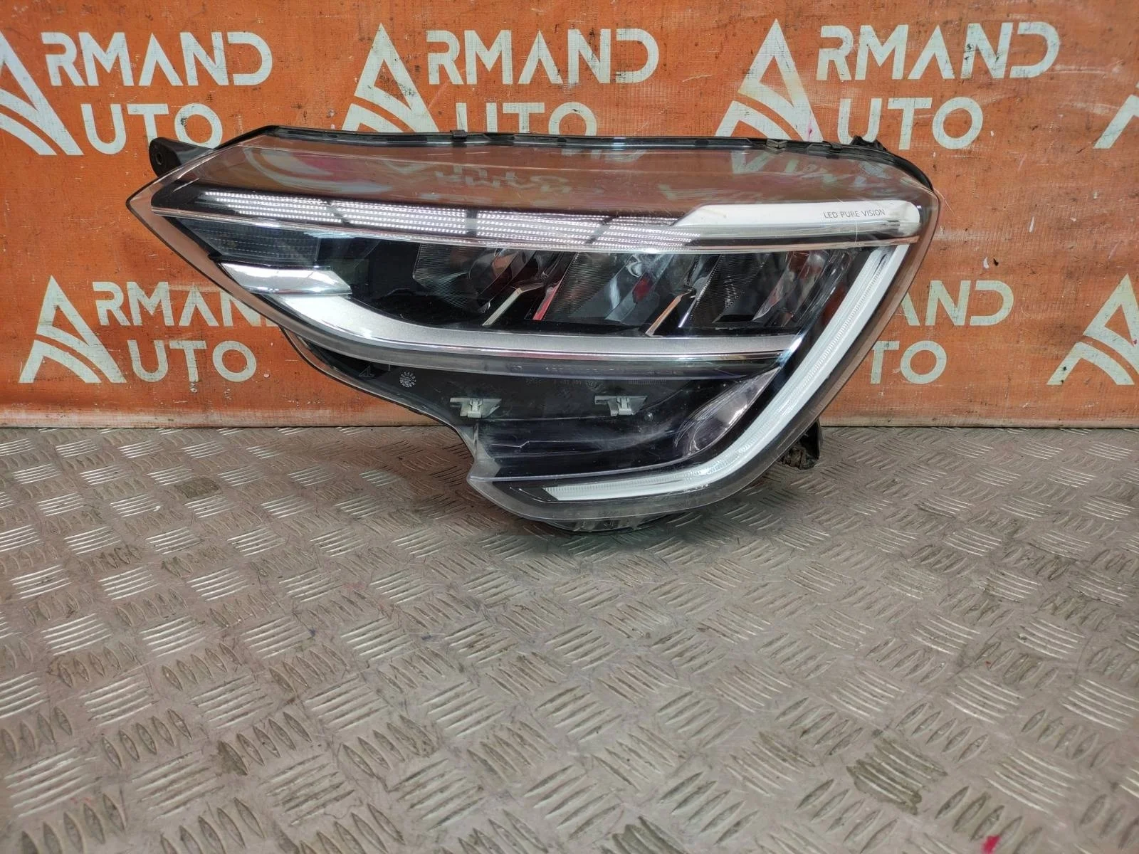 Фара Renault Arkana 2019-нв