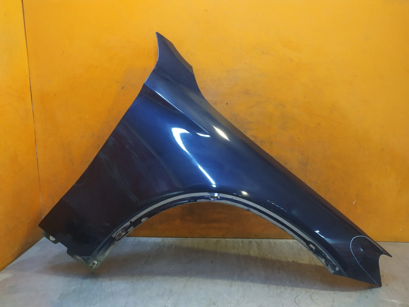 Крыло Mercedes GLC-Class 2015-нв X253