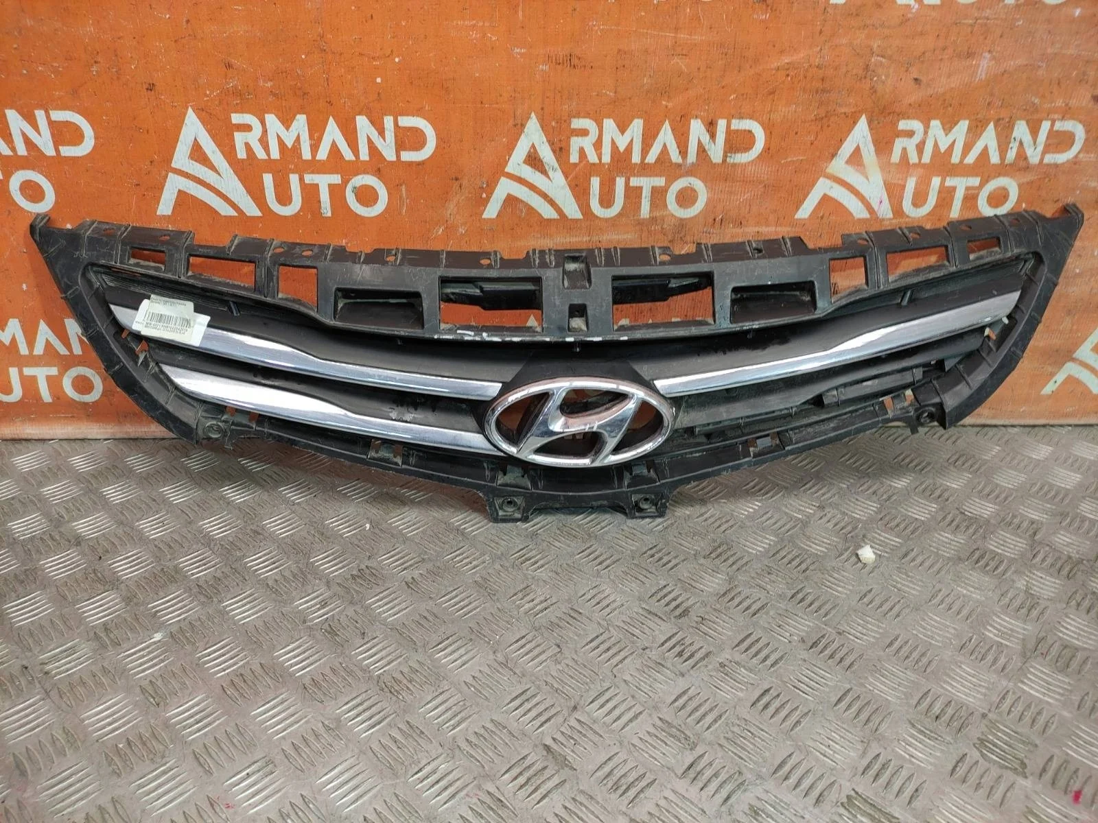 Решетка радиатора Hyundai Solaris 2014-2017