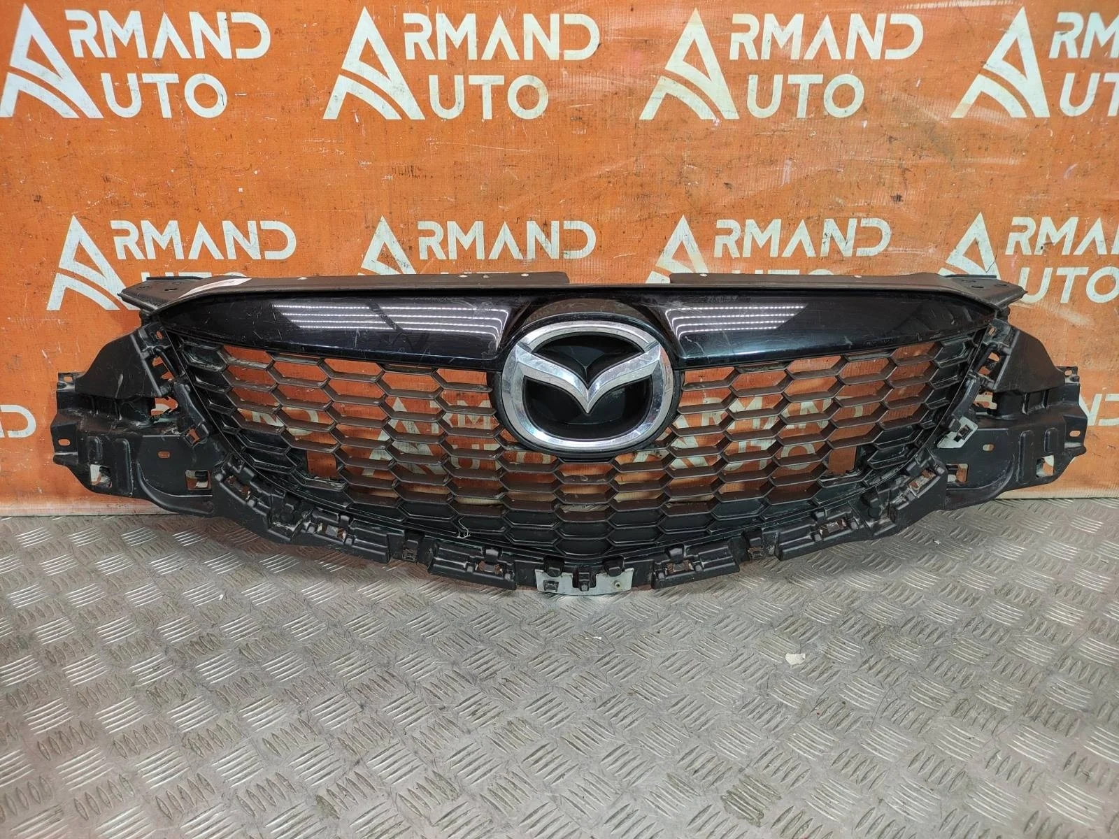 Решетка радиатора MAZDA CX-5 2011-2015