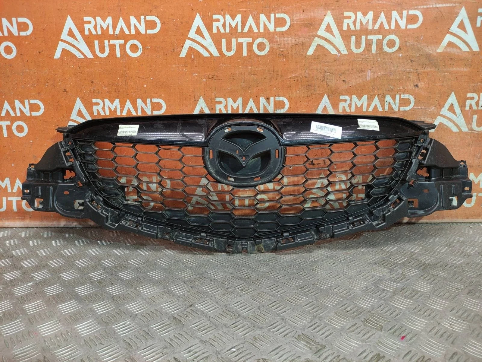 Решетка радиатора Mazda CX-5 2011-2015