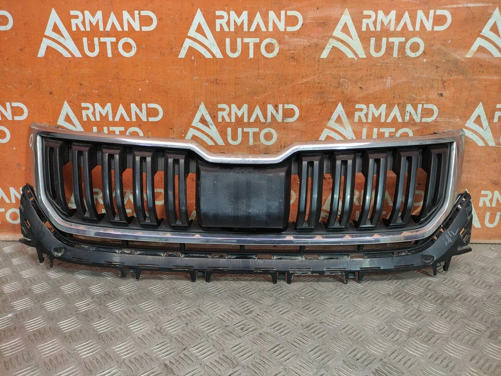 Решетка радиатора SKODA Kodiaq 2016-нв