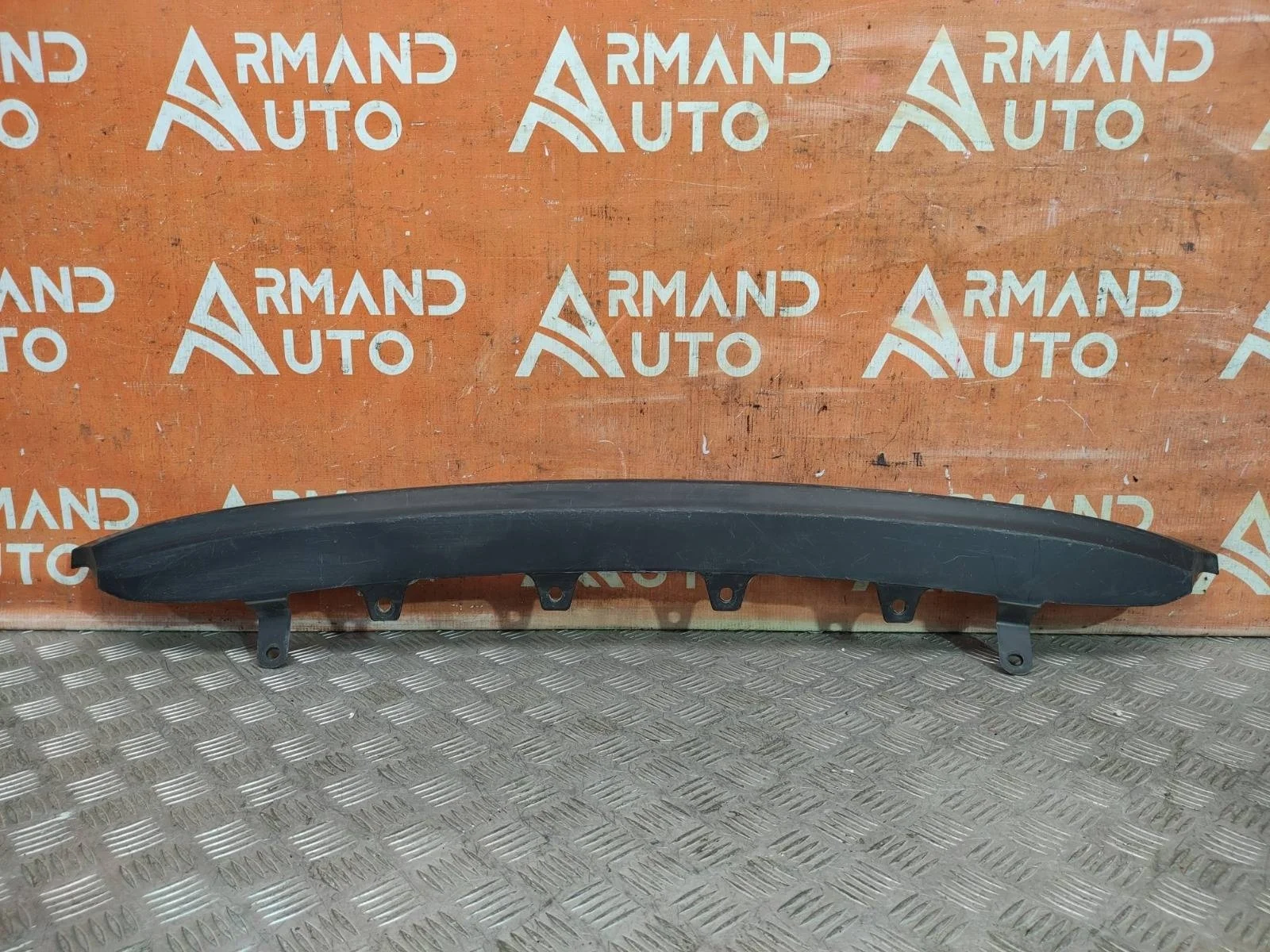 Накладка бампера Toyota Camry 2014-2017 XV50