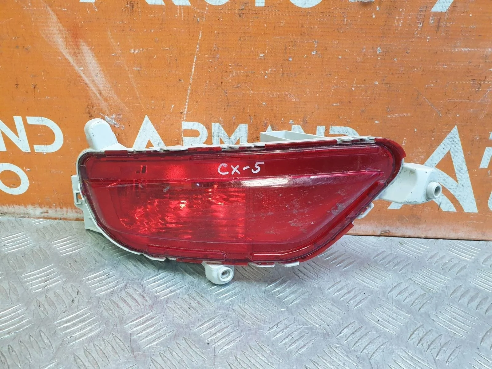 Фонарь противотуманный Mazda CX-5 2017-нв