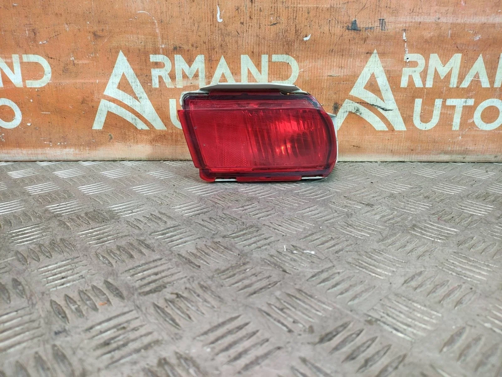 Фонарь противотуманный TOYOTA Land Cruiser Prado 2009-нв 150